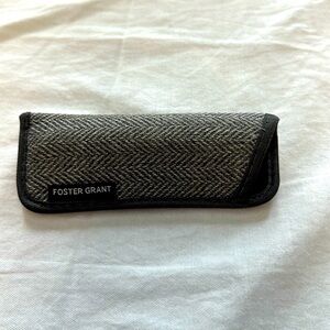 Foster Grant Eyewear Case